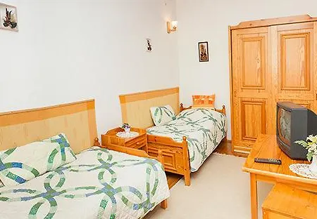 Golden Yacca Vendeghaz Gasthof *